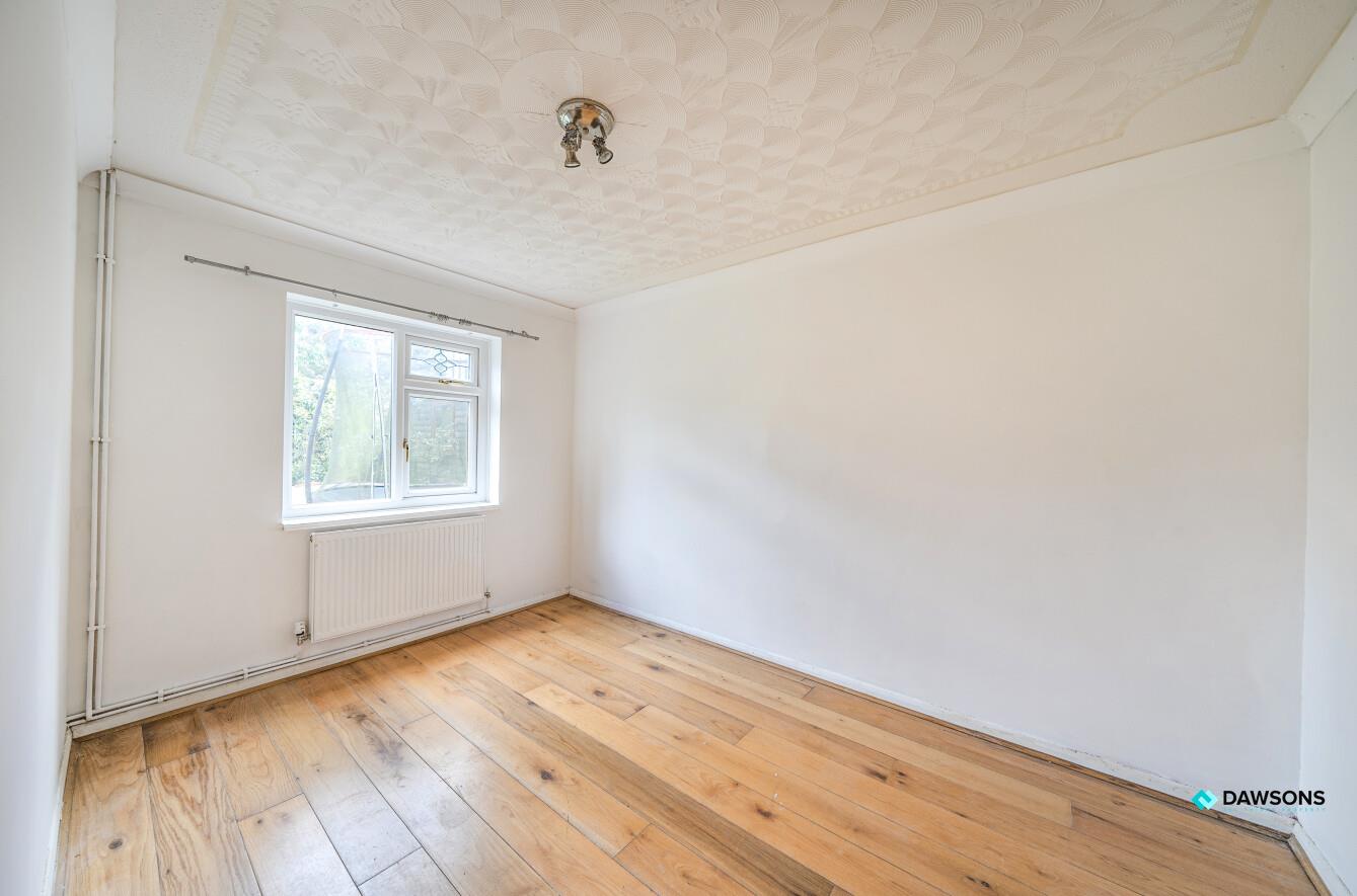 Whitestone Avenue, Bishopston, Swansea, SA3 3DA